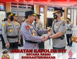 Kapolri Secara Resmi Serah Terimakan Jabatan Kapolda DIY