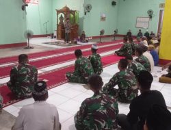 Prajurit Satgas Pamtas Yonif 645/Gardatama Yudha Ikuti Pengajian Rutin Malam Jum’at