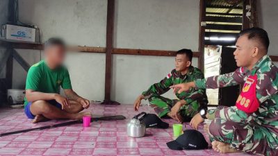 Berkat Komsos Yang Baik, Warga Perbatasan Serahkan Senjata Api Rakitan Kepada Personel Satgas Pamtas Yonarmed 19/105 Trk Bogani