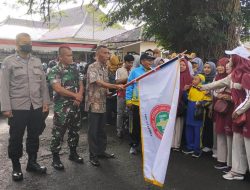 Bersama Muspika, Kapolsek Ciawi Ikuti Gerak Jalan Santai HUT PGRI ke 77 dan HGN Tahun 2022