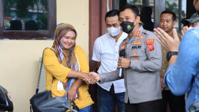 Kapolres Tasikmalaya Kota Serahkan Sepeda Motor Kepada Pemiliknya Kembali, Tanpa Dipungut Biaya