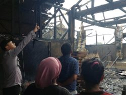 Kapolsek Ciawi Datangi Lokasi Pabrik Tahu yang Terbakar