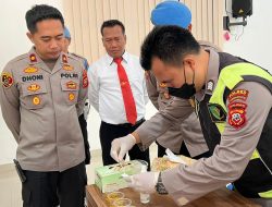 Pastikan Bebas Narkoba, 22 Personel Satnarkoba Polres Tasikmalaya Kota Jalani Tes Urine Dadakan