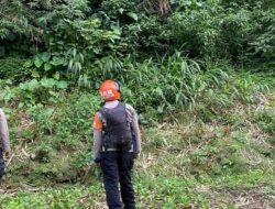 Sat Brimob Polda Jabar Patroli Cek Tebing di Kecamatan Cipanas Antisipasi Bencana Longsor