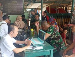 Koramil 0612-11/ Singaparna Kodim 0612/ Tasikmalaya Korem 062/TN. Laksanakan Kegiatan Pelayanan di Tempat Penerapan Identitas Kependudukan (IKD)