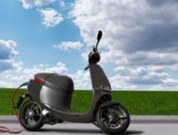 Korlantas Polri Hitung Kwh Motor Listrik Tentukan Golongan SIM