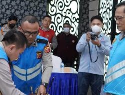 Penandatanganan Pakta Integritas dan Pengambilan Sumpah Penerimaan Siswa Sekolah Inspektur Polisi Sumber Sarjana T.A 2023 Panda Polda Jabar