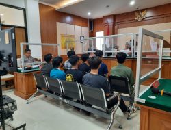 12 Pemuda Konsumsi Miras Yang diamankan saat KRYD Tim Patroli Maung Galunggung, Didenda Rp 300 Ribu oleh PN Tasikmalaya