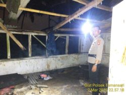 Angin Kencang Rusak 3 Atap Rumah Warga, Personel Polsek Tamansari Datangi Lokasi Kejadian