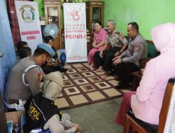 Bentuk Kepedulian dan Perhatian, Polres Banjar Jenguk Personel yang Sakit