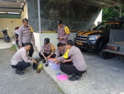Bhabinkamtibmas Polsek Langensari Praktekan Pembuatan MOL Nasi Sebagai Bahan Organik Menjadi Kompos