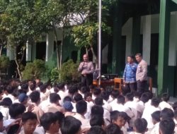 Cegah Kenakalan Remaja, Polisi Di Kota Tasikmalaya Berikan Penyuluhan Kepada Ratusan Siswa MTS