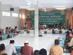 Kasdim 0612/Tasikmalaya Hadiri Acara Sarasehan Aswaja Bersama Forum Alim Ulama dan Masyarakat Kecamatan Cisayong