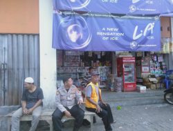 Sambangi Pasar Cikurubuk, Kapolsek Mangkubumi Himbau Pedagang Tidak Menjual Petasan..
