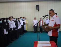 Sebanyak 212 Pegawai Di Ambil Sumpah Dan Janji Sebagai PNS Serta Dilantik Oleh Plt. Wali Kota Bekasi.