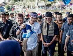 Masuk 75 Desa Wisata Terbaik 2023, Sandiaga Uno Kunjungi Desa Selamanik Kecamatan Cipaku