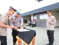 Polres Metro Bekasi Kota Gelar Upacara Sertijab Wakapolres