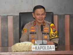 Terapkan Prinsip BETAH, Polda Sulteng Gelar Penandatangan Pakta Integritasi Penerimaan Polri TA. 2023