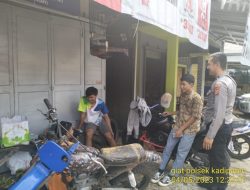 Anggota Babinkamtibmas Polsek Kadipaten Ds.cibahayu Aipda Wawan Setiawan melaksanakan giat sambang dan silaturahmi ke warga Desa cibahayu kec. Kadipaten