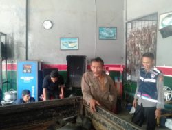 Anggota Bhabinkamtibmas Kelurahan Sukanagara Polsek Cibeureum Bripka Dodi Suparman, S.H. melaksanakan pengamanan Pendataan Awal Registrasi Sosial Ekonomi di Kelurahan Sukanagara Kecamatan Purbaratu
