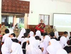 Asda II Terima Siswa Kelas 1 dan Kelas 4 SDN Bekasi Jaya IV Untuk Perkenalkan Pemerintah Kota Bekasi