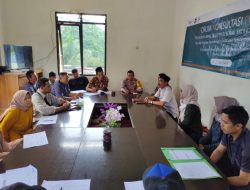 Bhabinkamtibmas Polsek Gunungtanjung Polres Tasik Kota Polda Jabar, Sinergitas 3 Pilar TNI-Polri-Pemerintahan Desa Monitoring kegiatan Forum Konsultasi Publik Pendataan Awal Registrasi Sosial Ekonomi(REGSOSEK) tingkat Desa Jatijaya
