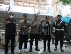 Distaru Kota Bekasi Lanjutkan Pembongkaran Bangunan Parkir Bening Boutique Hotel Jatibening di Hari Kedua