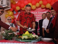 PLT WALI KOTA BEKASI RESMIKAN GEDUNG PERAWAT