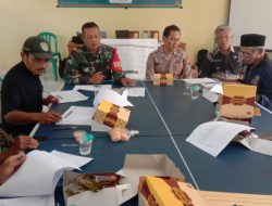SINERGITAS TNI – POLRI DI DESA SANTANAMEKAR POLSEK CISAYONG MONITORING GIAT PENDATAAN AWAL REGITRASI SOSIAL EKONOMI (REGSOSEK)