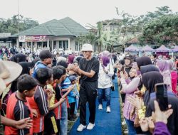Jalan Sehat Dalam Rangka Hari Jadi Ciamis ke-381 di Eks Kewadanaan Rancah, Membludak