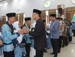 Lepas Jema’ah Calon Haji, Bupati Ciamis Berpesan Agar Fokus Ibadah dan Saling Membantu di Tanah Suci