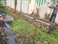 Peringati Hari Lingkungan Hidup Sedunia, DLH Kota Bekasi Gelar Aksi Bersih Kali Bekasi