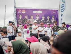 Meskipun Sempat Diguyur Hujan, Bupati Herdiat Apresiasi Jalan Sehat di Eks-Kewadanaan Kawali