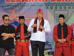 POTONG KETUPAT’, TANDA SILATURRAHMI AKBAR LEBARAN BEKASI KE-3 DI BUKA PLT WALI KOTA