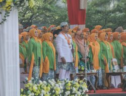 HUT Jabar Ke-78, Wabup Ciamis Terima Penghargaan Posyandu Awards dari Gubernur Jawa Barat