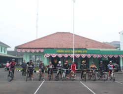 Jaga kebugaran Dandim 061/Tasikmalaya bersama anggota makodim 0612/Tasikmalaya melaksanakan kegiatan gowes bersama