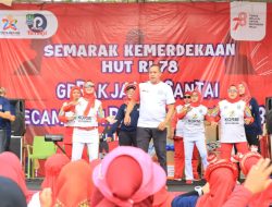 Sambut HUT Ke-78 RI, Plt. Wali Kota Bekasi Hadir di Semarak Senam Bersama dan Jalan Santai di Kecamatan Pondok Melati