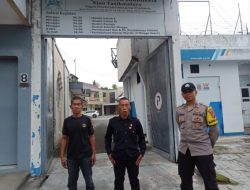 Polsek Cihideung Polres Tasik Kota Polda Jabar, kegiatan melaksanakan Patroli pengecekan ke Gereja dalam rangka ibadah rutin mingguan