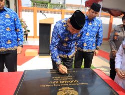 WALI KOTA BEKASI RESMIKAN TIGA GEDUNG DI PADURENAN MUSTIKAJAYA