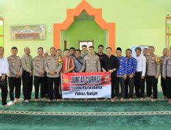 Hari Pertama Menjabat, Kapolres Banjar Langsung Tampung Keluhan Masyarakat Melalui Program Jumat Curhat
