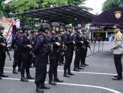 Kapolres Banjar Menerima Satuan Brimob untuk Melaksanakan Pengamanan Pemungutan Suara di Kota Banjar