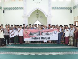 Jumat Curhat, Kapolres Banjar Berdiskusi dengan Jemaah Masjid Al-Edros Rejasari