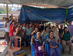 Blusukan Di Tebing Tinggi, Cawabup Manggarai, dr. Ronal Susilo Disambut Hangat Masyarakat