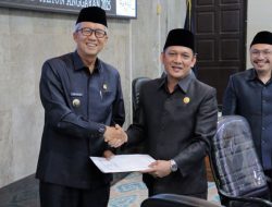 Raperda APBD Kota Cirebon Tahun Anggaran 2025 Disetujui, Pj Wali Kota Paparkan Prioritas Pembangunan