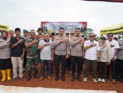 DUKUNG PROGRAM SWASEMBADA PANGAN, POLRES TASIKMALAYA KOTA GELAR PANEN RAYA JAGUNG SERENTAK TAHAP I di GUNUNG TANJUNG