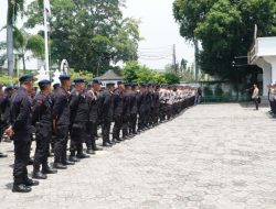 Polres Cirebon Kota Gelar Apel Pratugas Jelang Aksi Unjuk Rasa Mahasiswa Cipayung di DPRD