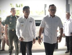 Dalam Kunjungannya di Ciamis, Wamendagri Bima Arya Tegaskan Pentingnya Efisiensi dan Kemandirian Daerah dalam Membangun Indonesia
