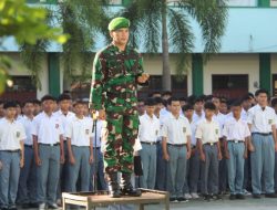 Bentuk Generasi Cinta Tanah Air, Dandim 0612/Tasikmalaya Pimpin Upacara di SMK Muhammadiyah
