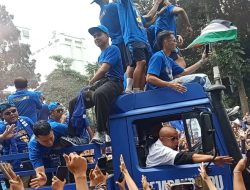 Persib Kembali Juara Liga 1, Bandung Berubah Jadi Lautan Dukungan Biru
