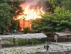 Kawasan Wisata Bukit Lawang Dilalap Api, Kerugian Capai Setengah Miliar Rupiah